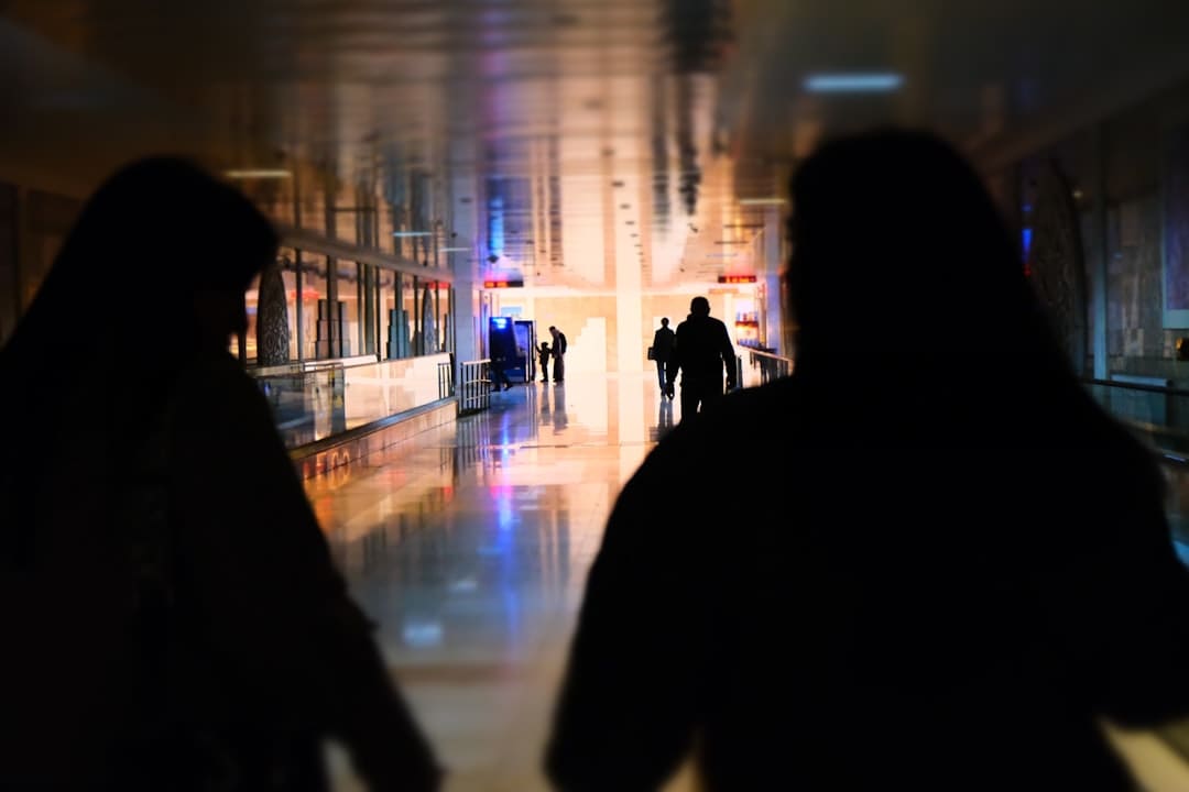 秦昊伊能静姐弟恋怎么逆袭成娱乐圈榜样夫妻